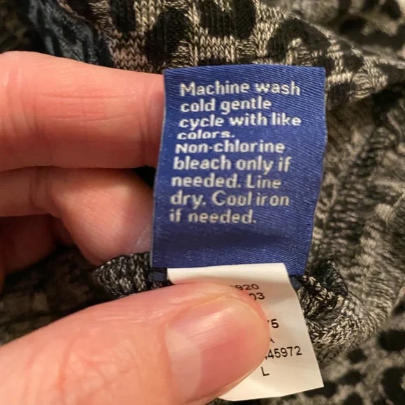 Ladies animal print midi dress in black & gray - Picture 7 of 12